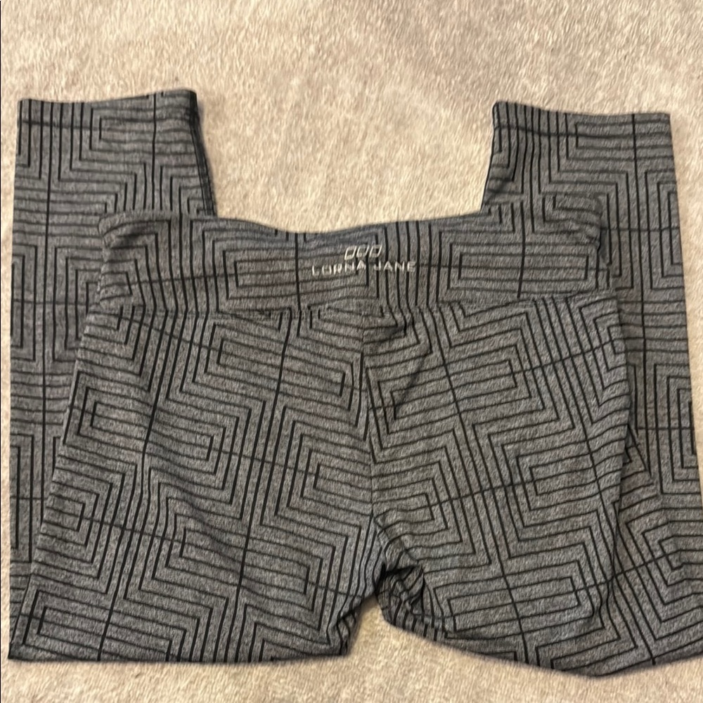 Lorna Jane Charcoal Geometric Pattern leggings